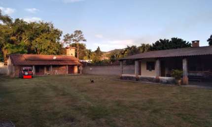 Chácara / sítio com 3 quartos à venda no Jardim Costão, Santa Branca  por R$ 849.000