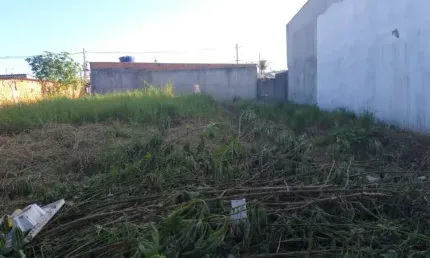 Terreno à venda no Jardim Santos Dumont III, Mogi das Cruzes  por R$ 180.000