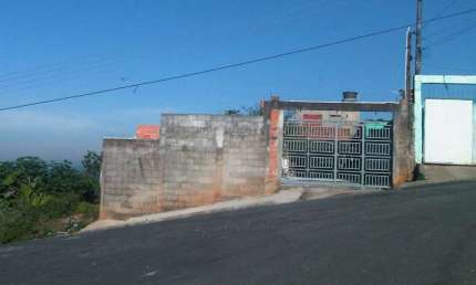 Casa com 4 quartos à venda no Jardim Ikeda, Suzano  por R$ 190.000