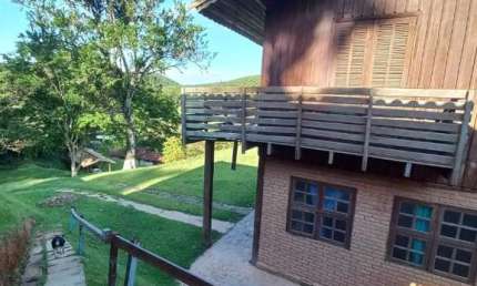 Chácara / sítio com 12 quartos à venda no Centro, Guararema  por R$ 2.200.000