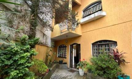 Casa com 3 quartos à venda na Vila Oliveira, Mogi das Cruzes , 355 m2 por R$ 1.200.000