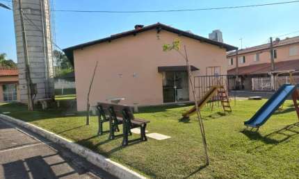 Casa com 2 quartos à venda no Socorro, Mogi das Cruzes , 57 m2 por R$ 270.000