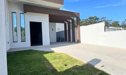 Casa a venda no rio vermelho aceita financiamento bancário.