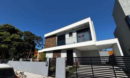 LINDA CASA ALTO PADRÃO MOBILIADA DECORADA PRAIA CACHOEIRA BOM JESUS