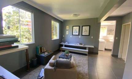 Excelente casa à Venda no Alphaville I - 610 m² útil - 5 suítes - Energia solar - Piscina e Hidro