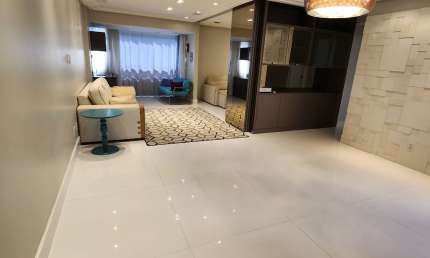Pituba, 4/4, 2 suítes, 140 m², Amplo, Reformado e decorado, dependência, andar alto, 2 vagas