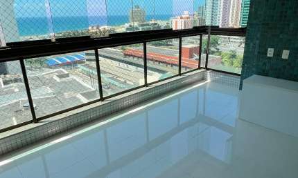 Apartamento Vista Mar à venda no Costa Azul - 106 m² - 3/4 - 1 suíte - varandão gourmet - nascente