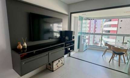 Apartamento 3 quartos com 2 suítes, Pituba, 93 m², nascente, lavabo, varandão gourmet, 2 vagas