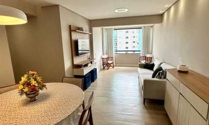 Exclusividade - Costa Azul | 84m2 | 3/4 com 01 suíte | Andar alto | Varanda | Vista livre | 2 vagas