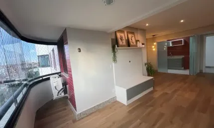 Apartamento à Venda na Federação - 2/4 - 1 suíte - 63 m² - Super ventilado - Varanda - 1 vaga