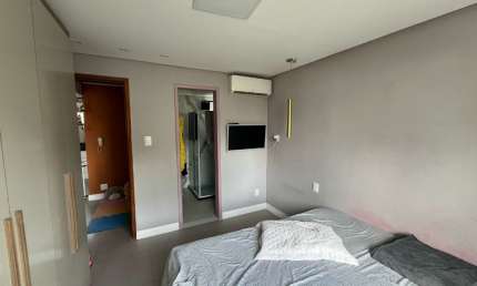 Barra - Excelente apartamento à Venda - 1/4 - 50 m² - 2 banheiros - 1 vaga - Porcelanato e Armários