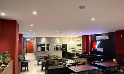 Ponto Comercial à Venda no Rio Vermelho - 347,15 m² - Armários - Som - Mesas e cadeiras - Geladeira