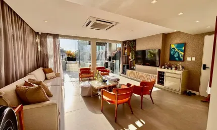 Cobertura à venda no caminho das árvores  - 140 m² - 2/4 - 1 suíte - piscina privativa - churrasqueira - 2 vagas