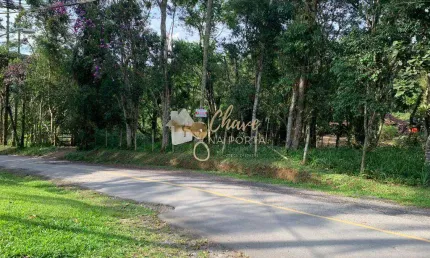 Terreno amplo à venda no Jardim Renata (Itapecerica da Serra)