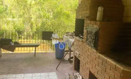 Chácara a venda com 3 Dormitórios em Caucaia do Alto - Cotia
