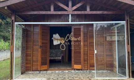 Casa a venda em Centro de Caucaia com 2 Dormitórios