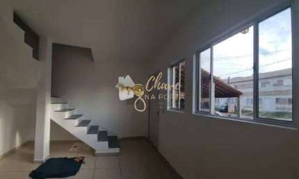 Casa à venda em condomínio fechado em Cotia com 2 Dormitórios