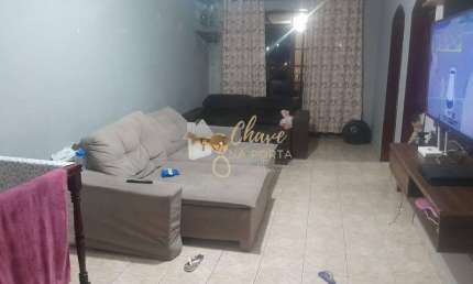 Casa à venda em Itapecerica da Serra com 2 Dormitórios
