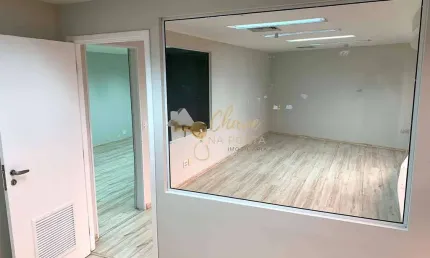 Sala comercial para locação na Chácara Santo Antônio