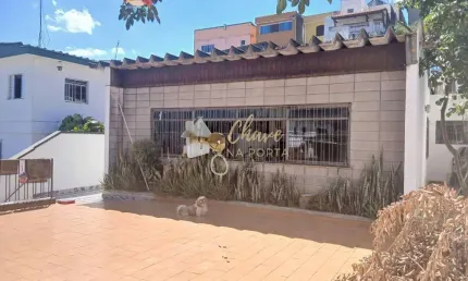 Casa ampla à venda no Jardim das Flores com 3 Dormitórios