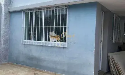 Casa térrea à venda no Jardim Pedreira com 2 Dormitórios