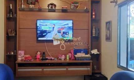 Conjunto de imóveis e salão comercial à venda no Embu das Artes