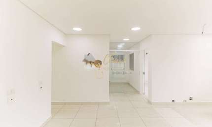 Sala comercial com 9 salas à venda na Avenida Guarapiranga, Vila Socorro, São Paulo