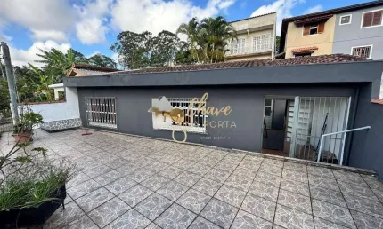 Casa ampla à venda na Vila Campo Grande com 3 Dormitórios