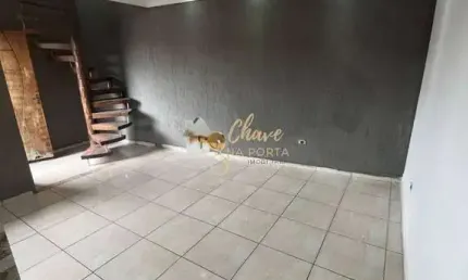 Sobrado amplo com 3 casas à venda no Recanto Verde do Sol