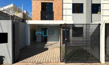Casa com 3 quartos à venda na Domingos Conrado, 87, Colúmbia, Londrina por R$ 490.000