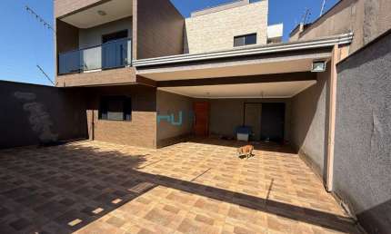 Casa com 3 quartos à venda na Deolindo Pesciotti, 296, Residencial Vila Romana, Londrina por R$ 750.000