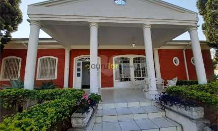 Casa com 3 quartos à venda na Rua Luiz Bonsi, Jardim Shangri-Lá, Bauru