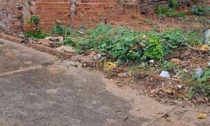 Terreno à venda na Rua Arnaldo Rodrigues de Menezes, Parque Jaraguá, Bauru