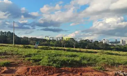 Terreno em condomínio fechado à venda na Avenida José Vicente Aiello, Parque das Nações, Bauru