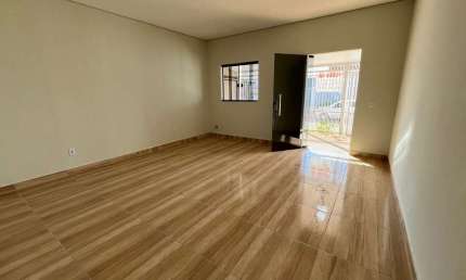 QD 205 Recanto das Emas Casa 3 Quartos 1 Suíte 2 Vagas 140m² Área de Serviço