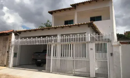 SHA conj 06 Sobrado 4 quartos 4 suítes 400m² 3 vagas Lazer