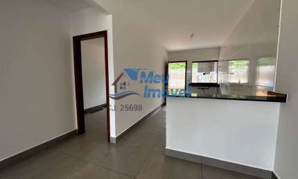 Parque Alvorada Luziânia Casa 2 Quartos 3 Vagas 70m² Pia e Bancada Granito
