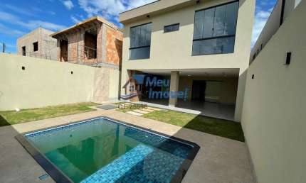 SHA Conjunto 4 Arniqueiras Casa Sobrado 4 Quartos 4 suítes  Alto Padrão 2 Vagas