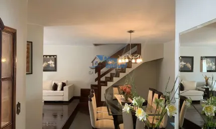 QSC 07 Taguatinga Sul Sobrado 5 Suítes Reformado Armários 400m² 2 Vagas