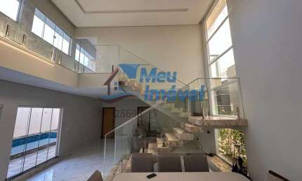 Arniqueiras Conjunto 4 Casa Sobrado 4 Quartos todos  com suíte 1 closet  Piscina