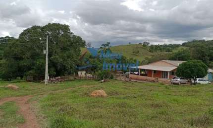 Sítio Mato Grande Luziânia 2 Casas 6 Quartos 1 Suíte 2 Vagas 315m² Área de Fundos