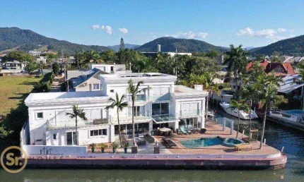 Casa com 6 dormitórios à venda, 1500 m² por R$ 35.000.000,00 - Barra - Balneário Camboriú/SC
