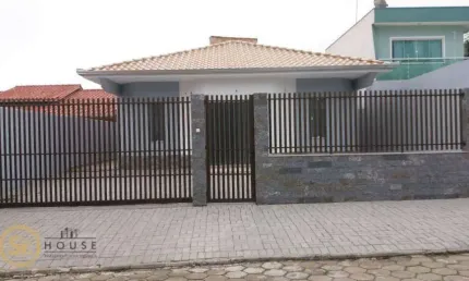 Casa com 3 dormitórios à venda, 220 m² por R$ 1.150.000,00 - São Francisco de Assis - Balneário Camboriú/SC