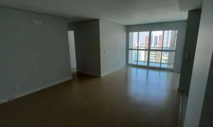 Apartamento com 3 dormitórios à venda, 92 m² por R$ 815.000,00 - Vila Operária - Itajaí/SC