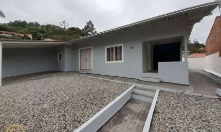 Casa com 2 dormitórios à venda, 100 m² por R$ 870.000 - Fazenda - Itajaí/SC