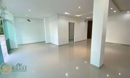 Sala para alugar, 140 m² por R$ 8.900,00/mês - Ariribá - Balneário Camboriú/SC