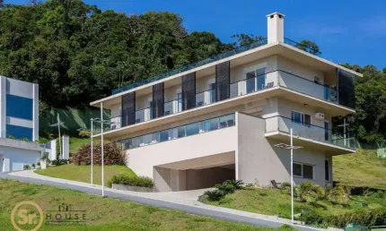 Casa com 5 dormitórios à venda por R$ 7.000.000,00 - Praia do Estaleiro - Balneário Camboriú/SC