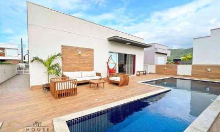 Casa com 3 dormitórios para alugar, 300 m² por R$ 16.000/mês - Santa Regina - Camboriú/SC