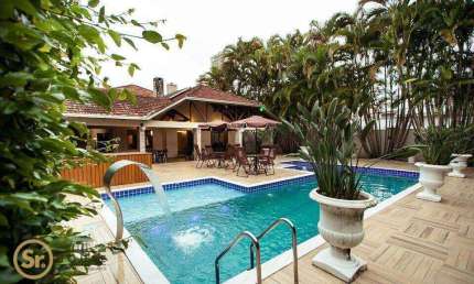 Casa com 6 dormitórios para alugar, 900 m² por R$ 35.000,00/mês - Centro - Balneário Camboriú/SC