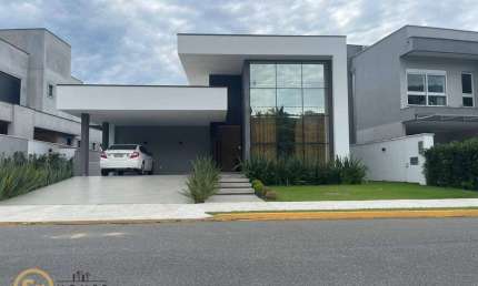 Casa com 2 dormitórios para alugar, 233 m² por R$ 16.000,00/mês - Santa Regina - Balneário Camboriú/SC